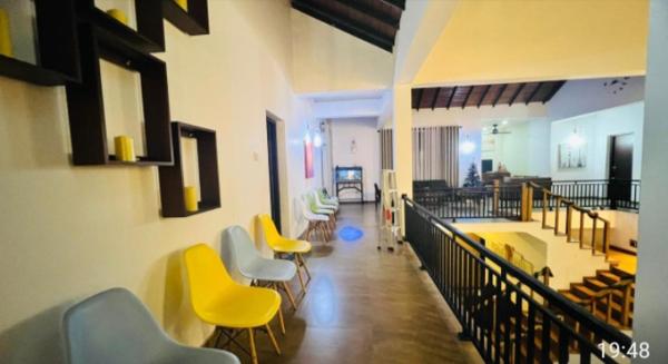 JNJ Villa, Забронировать  Отели Негомбо с бассейном, рядом с Negombo General Hospital, Бассейн