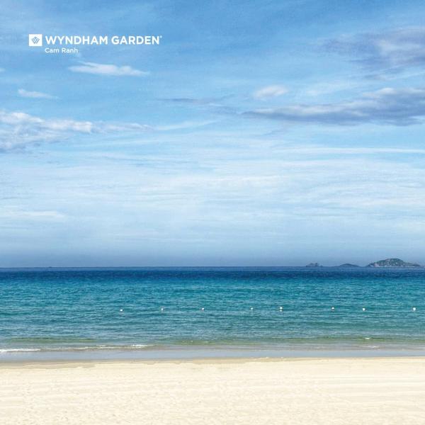 Luxury Beachfront Villa in Whyndham Garden Cam Ranh, Забронировать  Кам Лам Кханьхоа