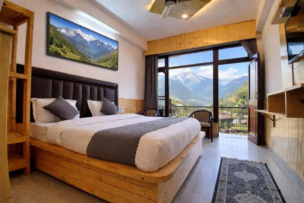 Hotel Cloud Hills, Забронировать  Дхармсала штат Химачал-Прадеш