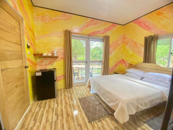 Mural Mountain Stay, Забронировать  Отели Siquijor Island с парковкой, Парковка