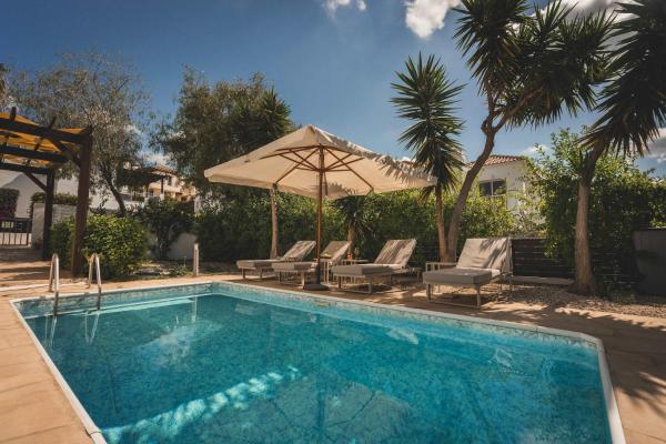 Private Pool Villa Coral Bay - Walk to Beach, Забронировать  Пейя район Пафос
