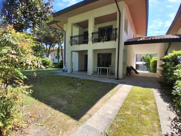 Villa Alba, Calle Mendelssohn 16, Забронировать  Отели Sabbiadoro с парковкой, Парковка
