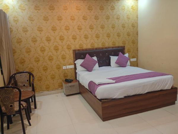 Hotel Grand Inn, Забронировать  Лакхнау штат Уттар-Прадеш