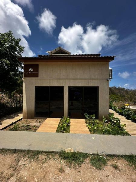 Vila Paraiso Noronha, Забронировать  Отели Фернанду-ди-Норонья с парковкой, рядом с Atalaia Beach, Парковка