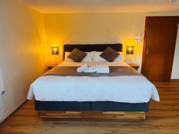 HausHarder Rooms, Забронировать  Gommiswald 