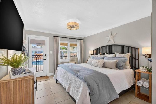 Summer Promo for Mondays & Thursdays! - Coconut Villas Suite 6, Забронировать  Сент-Пит-Бич Clearwater-St Pete Beaches