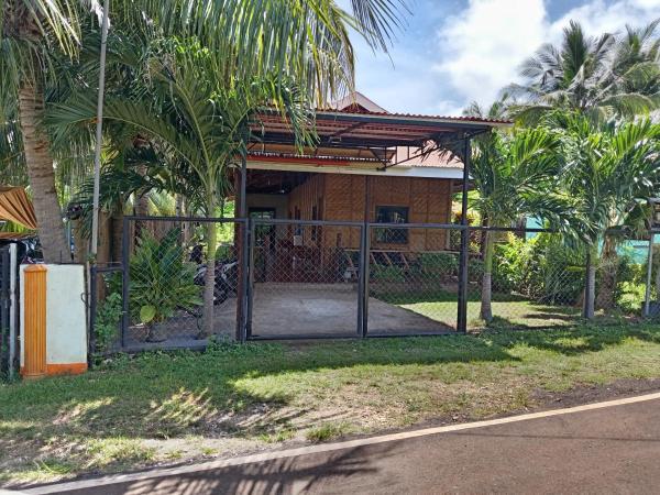 Eshan Homestay, Забронировать  Отели Siquijor Island с парковкой, Парковка