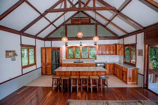 Eco-Villa Camiguin, Забронировать  Мамбахао Камигин