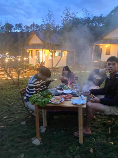 Đồi Lát Homestay, Забронировать  Далат Ламдонг