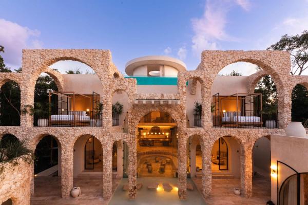 Casa Arka Villa & El Gaston Villa, Забронировать  Отели Кинтана-Роо с парковкой, Парковка