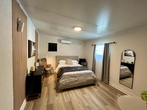 Suite Villa Roman, Забронировать  Тампа штат Флорида