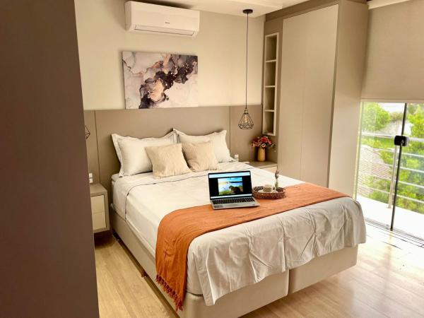 Villa Serena Garden - Suíte com Hidromassagem - Ideal Casal, Забронировать  Каскавел Парана