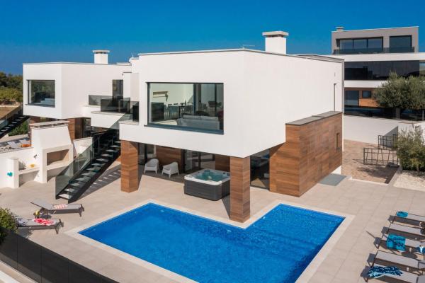 Vivi Rent - Villa Old Olive IV, Забронировать  Отели Pula Riviera с бассейном, Бассейн