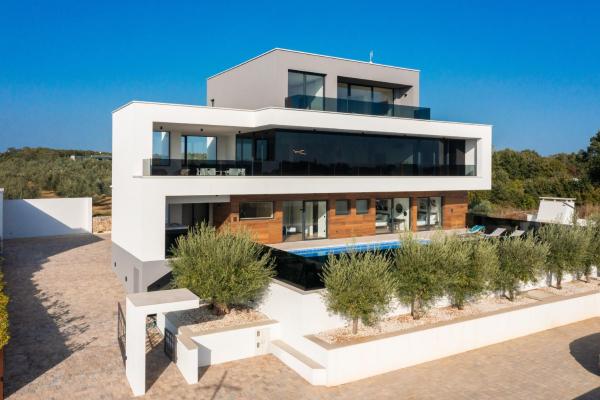Vivi Rent - Villa Old Olive VI, Забронировать  Отели Pula Riviera с бассейном, Бассейн