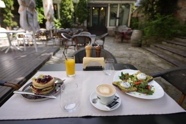Barrique 28 - Breakfast at Restaurant & Minibar - Old town, Забронировать  Брашов Prahova Valley
