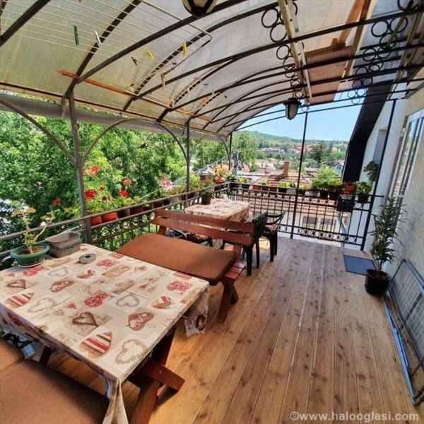 KIKI Apartmani Sokobanja, Забронировать  Отели Сокобаня с парковкой, Парковка