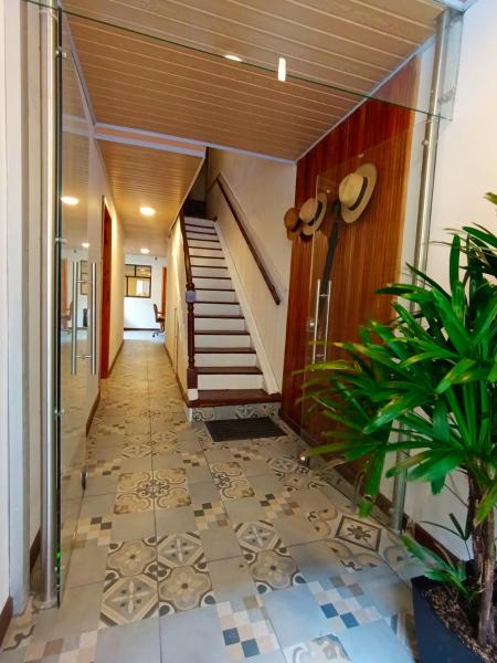 Casa San Andres Hostal, Забронировать  Отели в центре Пасто, в центре