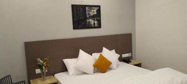 Starry Hills Resort, Забронировать  Dwārīkhāl штат Уттаракханд