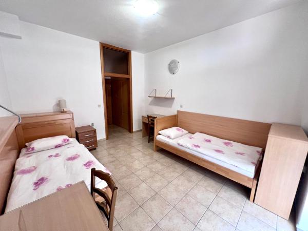 Paxora sobe - Mostar, Забронировать  Мостар Федерация Боснии и Герцеговины