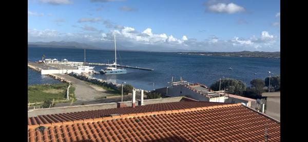 Villa Mameli a pochi passi dal mare, Забронировать  Отели Sant’Antioco Island с парковкой, Парковка
