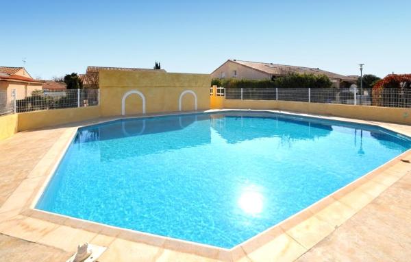 Villa Piscine Proche Plage, Забронировать  Отели Pyrénées-Orientales 3 звезды, 3*