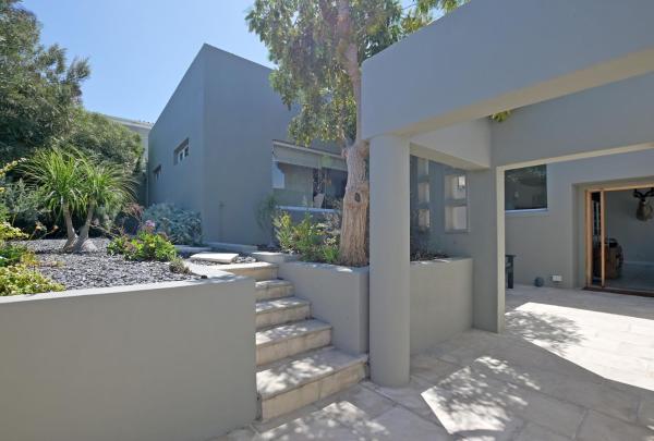 Kudu Villa - House close to the beach, Забронировать  Отели Кейптауна с бассейном, Бассейн