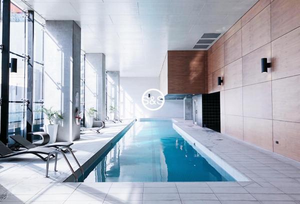 Hudson Soul Stays Melbourne Residences, Забронировать  Отели Мельбурна с бассейном, Бассейн