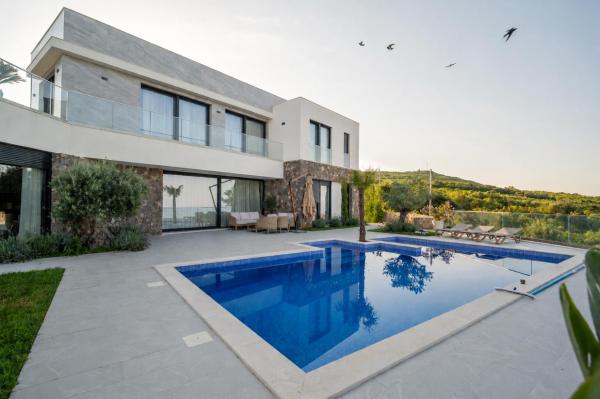 Luxury Villa Aventura with Pool Spa and Sea View Zagora, Забронировать  Загора 