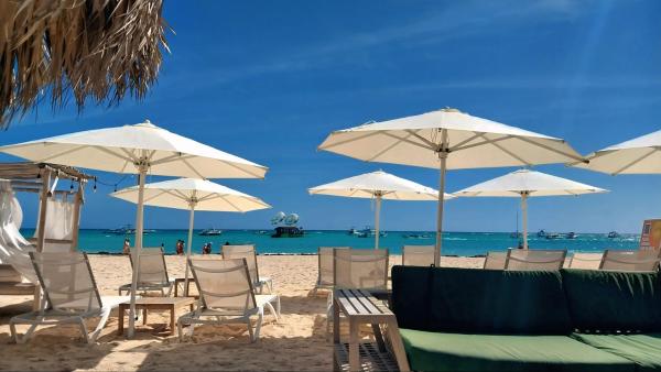 Pool Beach Vacation Apartments Punta Cana, Забронировать Апартаменты/квартира Отели Пунта-Кана с парковкой, Парковка
