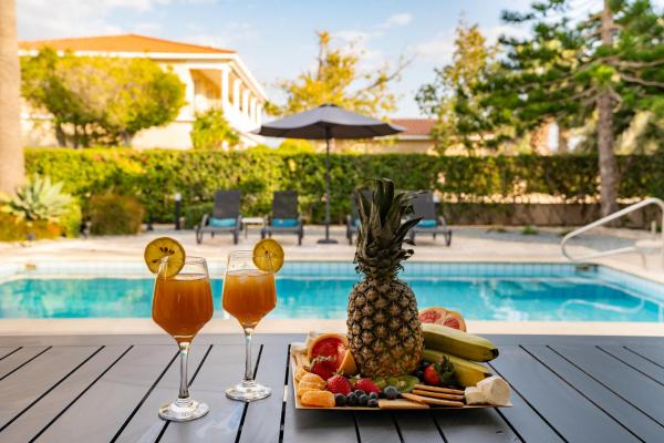 Villa Ervin, Coral Bay Center, Private Pool, Забронировать  Пейя район Пафос
