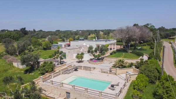 Luxury Country Villa with Pool in Puglia, Забронировать  Отели Вилла-Кастелли с бассейном, Бассейн