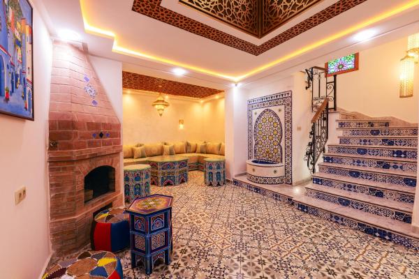 Riad Seddiki, Забронировать  Шавен Шефшауэн