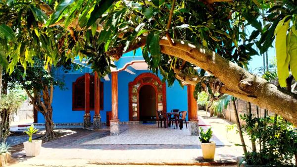 Nilaveli Better Beach Resort, Забронировать  Отели Нилавели с парковкой, Парковка
