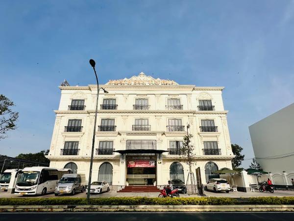 Tín Hoà Hotel, Забронировать  Шокчанг Дельта Меконга