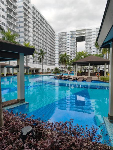 Shell Residence Moa by Gie