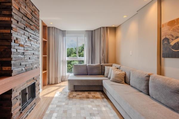 Refúgio na Serra com Piscina, Lareira, Vista, 5 p, Забронировать  Отели Канела с парковкой, Парковка