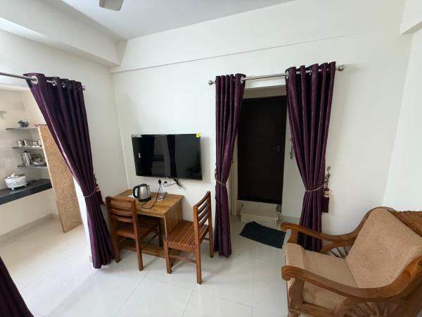West Pranavam 2 B1 single bhk, Забронировать  Отели штата Тамилнада с завтраком, Завтраки