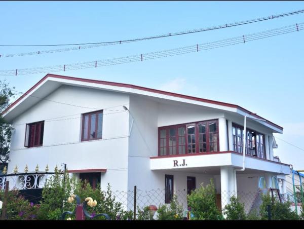 RJ Cottage, Забронировать  Кодайканал штат Тамилнад