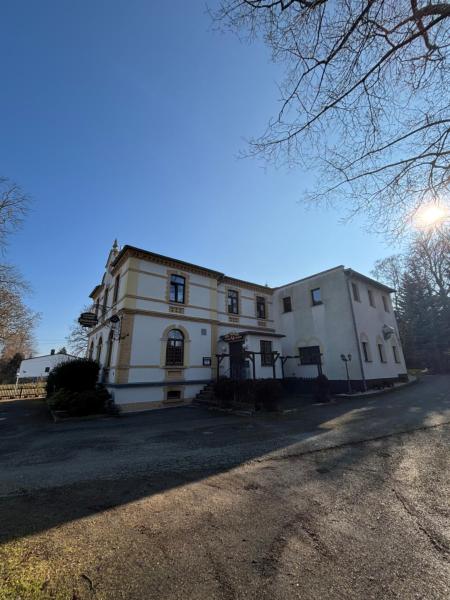 Pension Waldsachsen - Gäste und Monteurzimmer mit Parkplatz, 预订  靡兰尼 Saxon Castle and Heathland