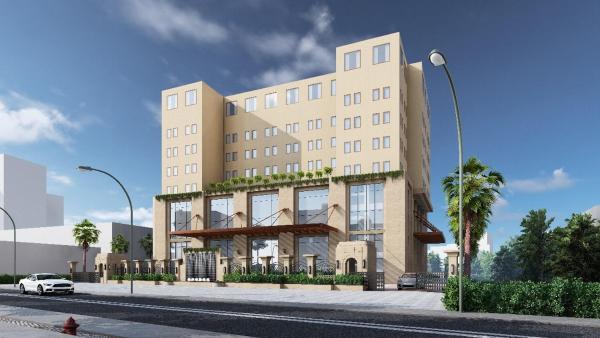 Essentia Luxury Hotel and Convention, Nagpur, Забронировать Отель Отели Нагпур с бассейном, Бассейн