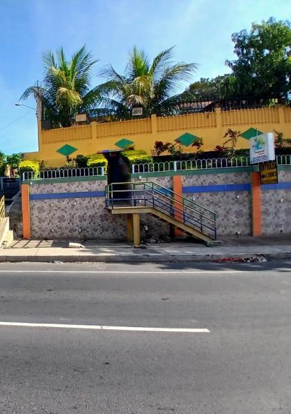 Tropical Hotel, Забронировать  Отели La Paz Department с парковкой, Парковка