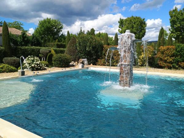 Pépinière Chêne Vert Gîtes dexception Piscine Parking, Забронировать  Л'Иль-сюр-ла-Сорг Воклюз