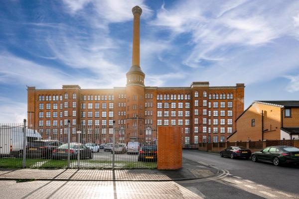 Victorian Mill Sleeps 6 Free Parking, Забронировать  Манчестер Большой Манчестер
