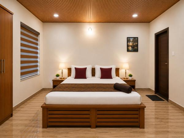 The Royal Pool Resort-Swimming Pool Resort, Varkala, Забронировать  Отели Каппил с парковкой, Парковка