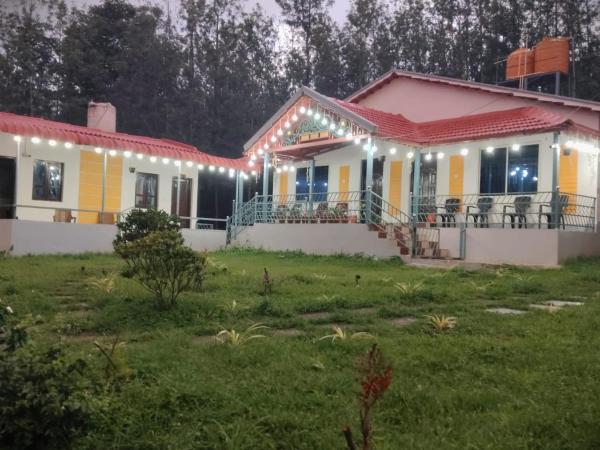 Malnad Mist, Забронировать  Отели Аттигунди с парковкой, Парковка