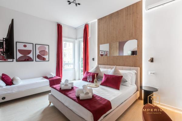 Imperium Aquilae - Luxury guest house, 300mt to Metro, 8 min to Colosseum, Забронировать  Рим Лацио