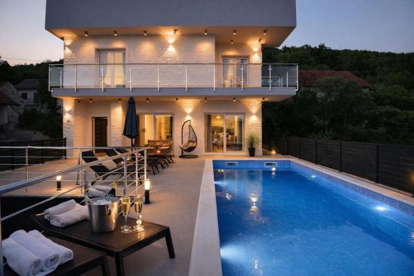 Villa Neda 5 stars, Забронировать  Имотски Dalmatian Zagora