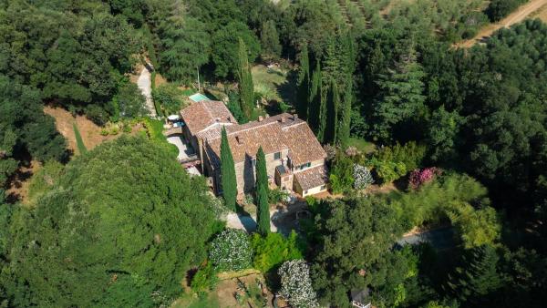 Villa Mulino Rotone - 28 guests, 12 rooms, 12 bathrooms, pool