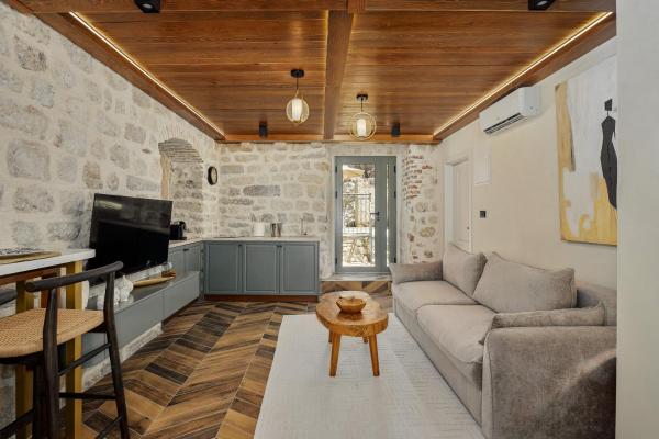 Lina Old Town Apartments, Забронировать Апартаменты/квартира Котор Район Котор, рядом с Речные ворота