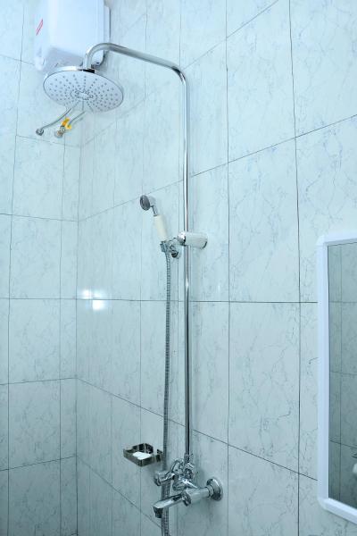 Habermotel Kasenyi - Entebbe, Забронировать Мотель Мотели Западной Уганды, Мотель